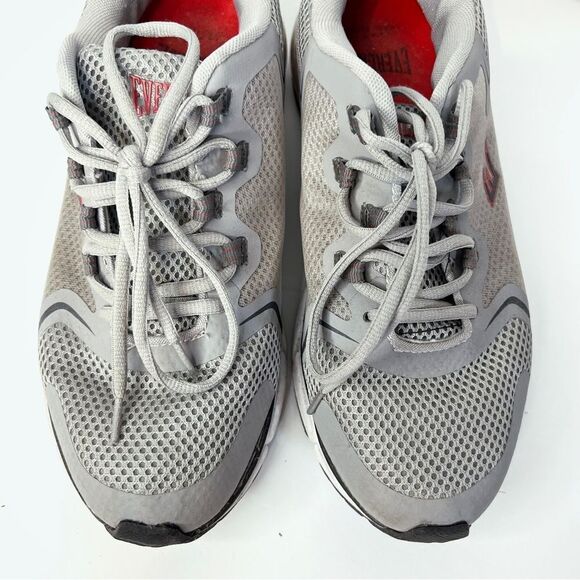 Everlast Grey and Red Running Sneakers - Picture 6 of 9